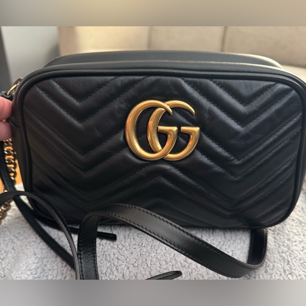 - Gorgeous. Gucci - Authentic Pre Loved Small GG Marmont Leather Crossbody.